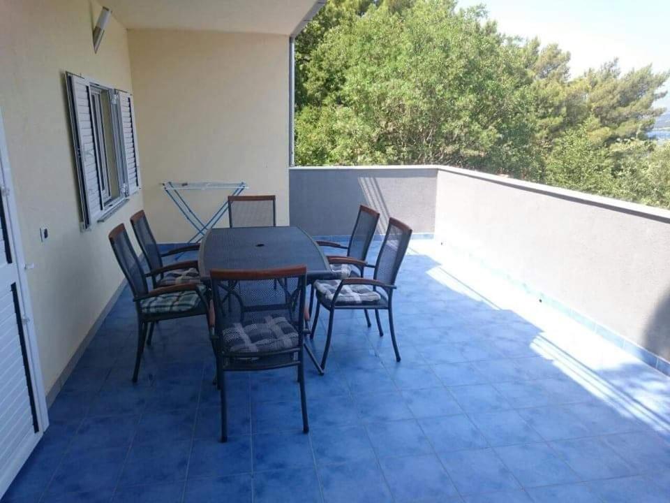 Gizmo Apartments Gornji Karin Exterior foto